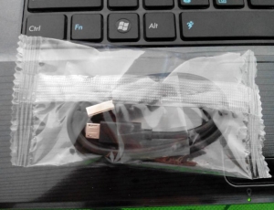 USB线包装机-数据线包装机-充电线包装机-枕式包装机
