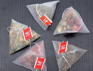 茶叶包装机-茶叶三角包包装机-尼龙三角包包装机